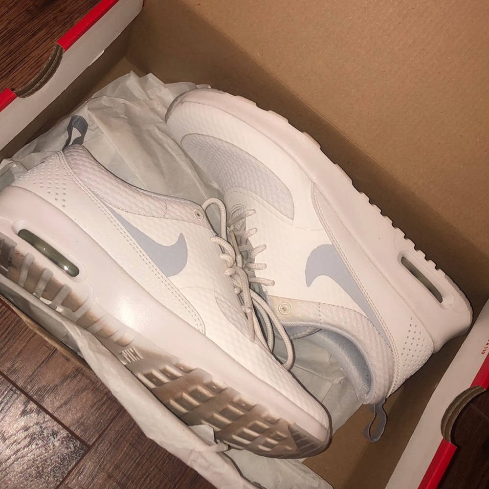 NIKE AIR MAX THEA SNEAKERS